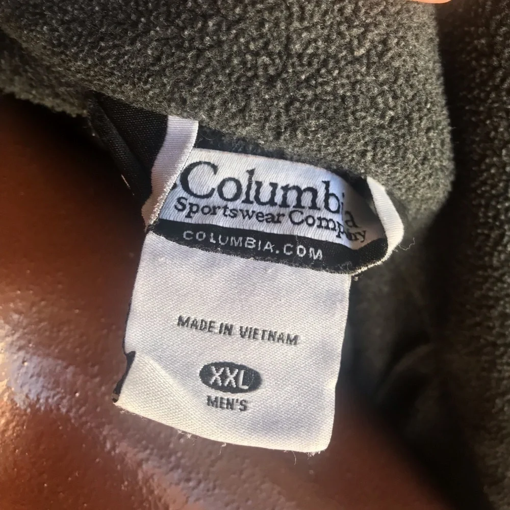 Columbia men’s zippered